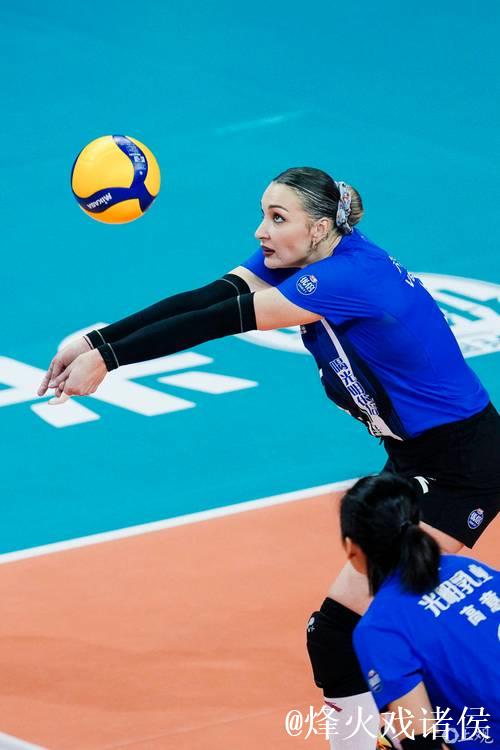 上海女排继续领跑排超联赛，俄罗斯重炮手沃隆科娃最想要什么？