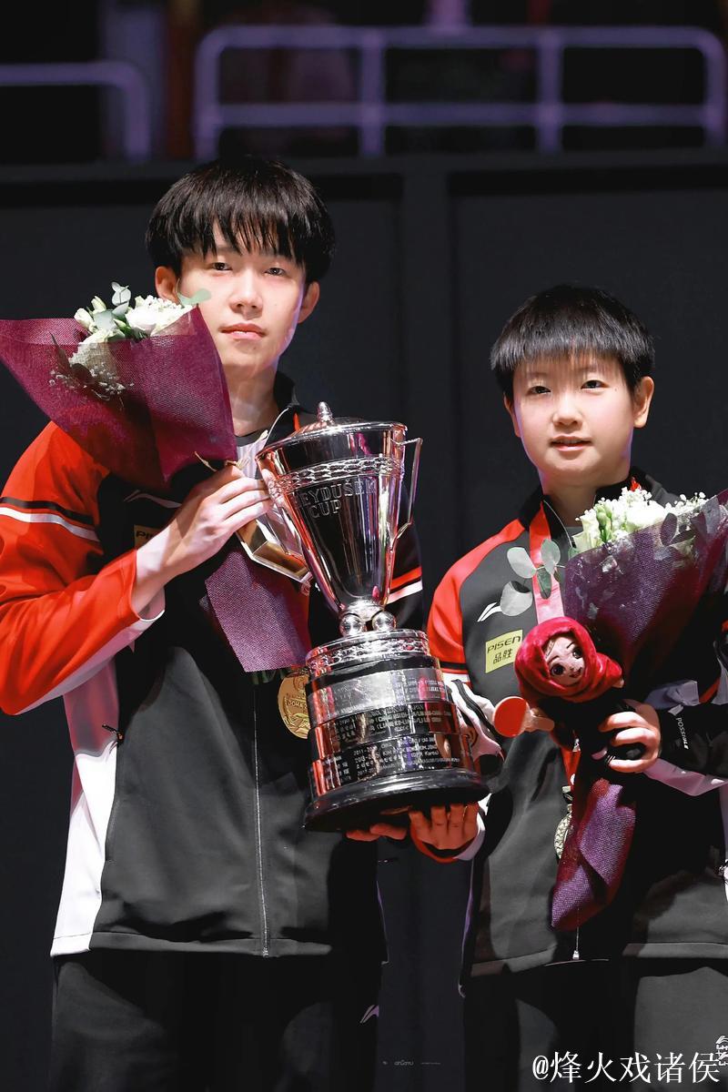 多哈连轴转，打完冠军赛紧接着球星挑战赛，国乒这次重在试验双打新组合